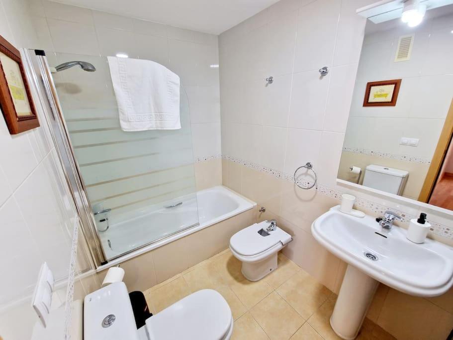 Alcantara Tower 2 Bedrooms Fuengirola Exterior photo